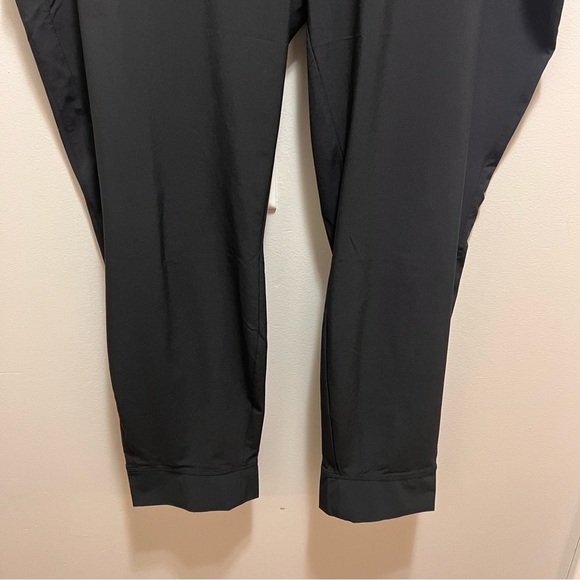 Eddie Bauer Black Lightweight Nylon Joggers Size XL - Picture 5 of 11